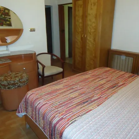 Blue Rose Hotel-3